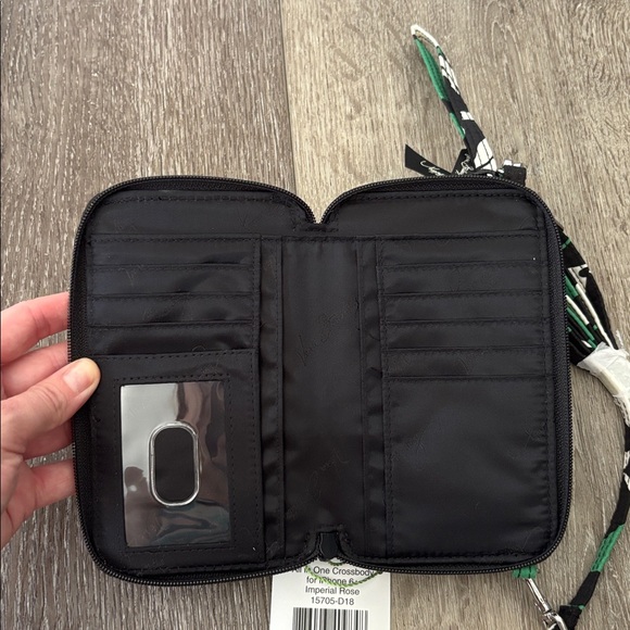 Vera Bradley All in One Crossbody for iPhone 6+ - “Imperial Rose” design - NWT - Picture 4 of 13